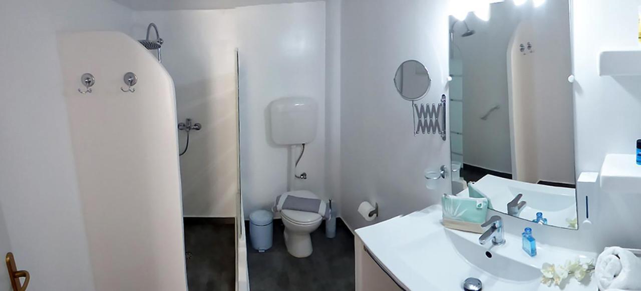 Tasoula Guest House Adámasz Kültér fotó