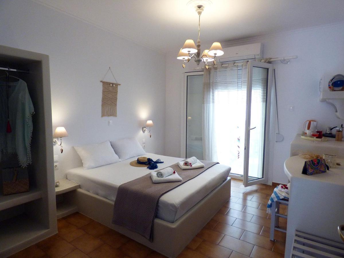 Tasoula Guest House Adámasz Kültér fotó