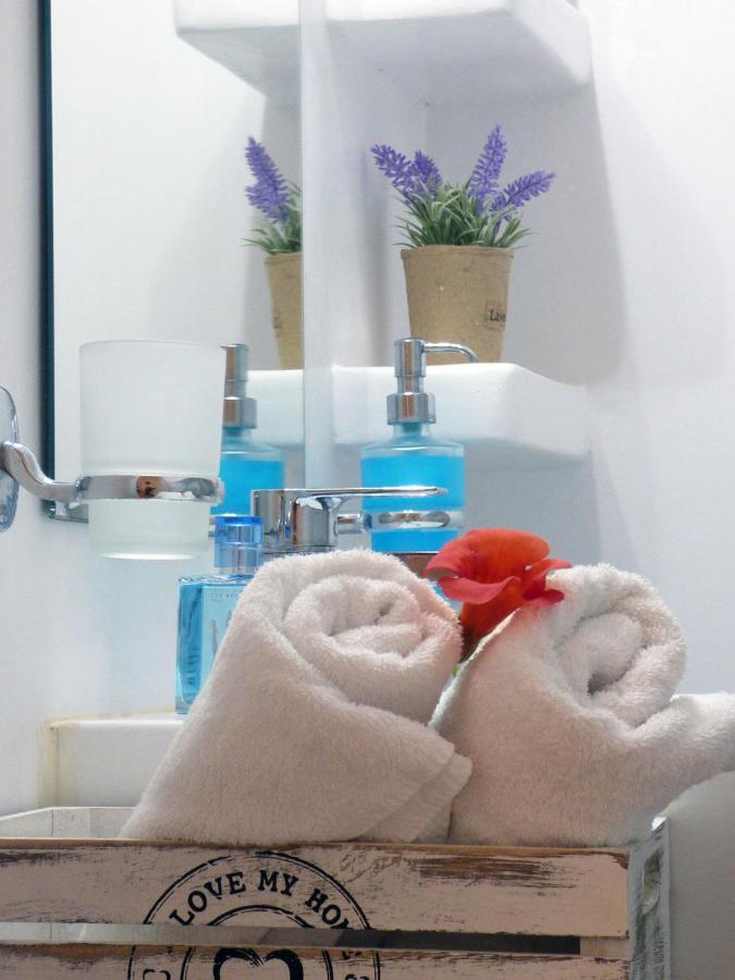 Tasoula Guest House Adámasz Kültér fotó