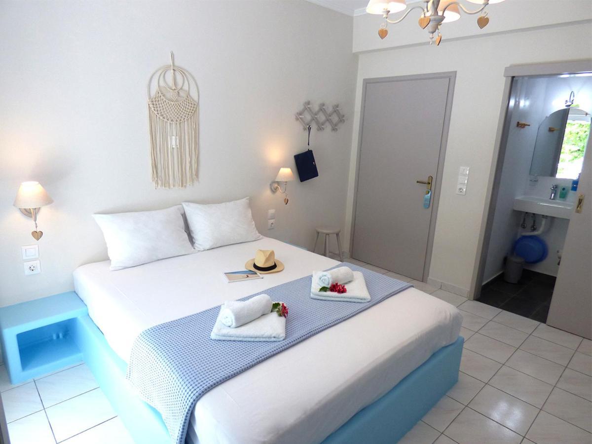 Tasoula Guest House Adámasz Kültér fotó