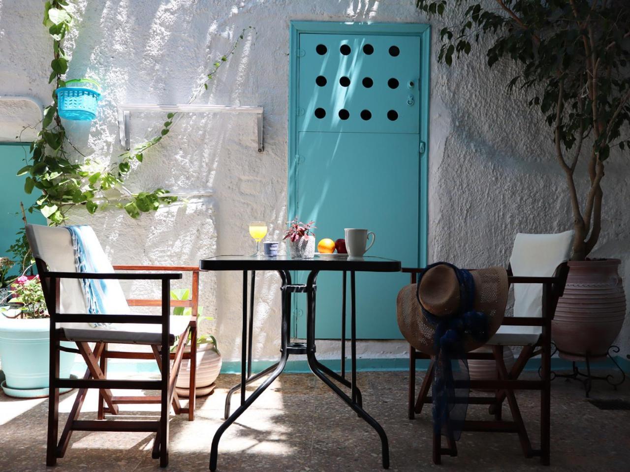 Tasoula Guest House Adámasz Kültér fotó